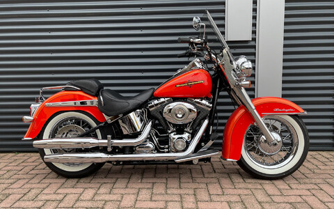 Softail Deluxe 2009 FLSTN