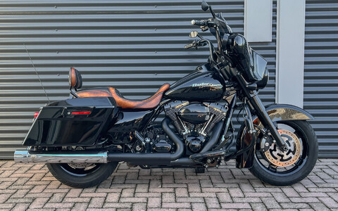 *Street Glide FLHX 2009