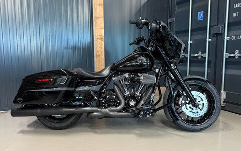 *FLHXS Custom Street Glide Special 2015