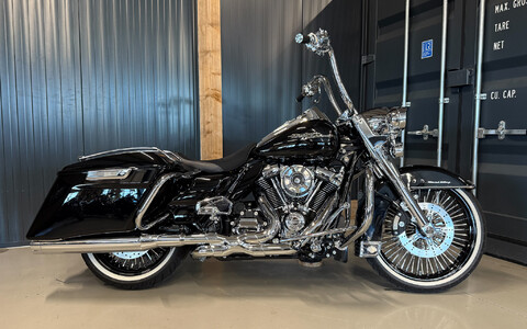 FLHRCI Road King Custom 2020