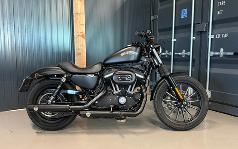 XL 883 N Sportster Iron 2015