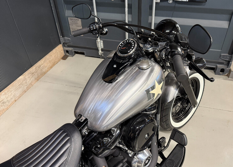 FLS Softail Slim 2021