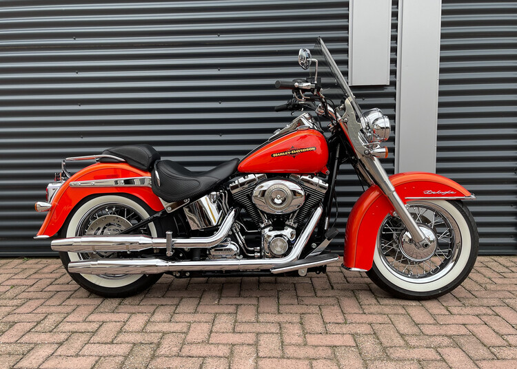 Softail Deluxe 2009 FLSTN