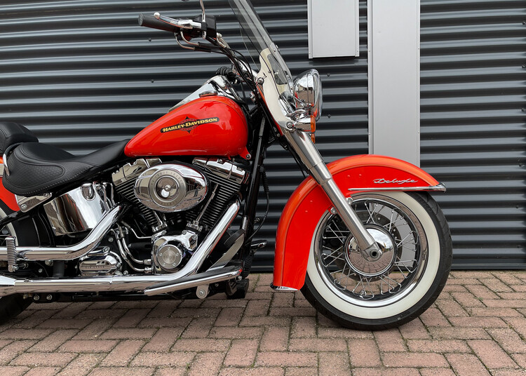 Softail Deluxe 2009 FLSTN