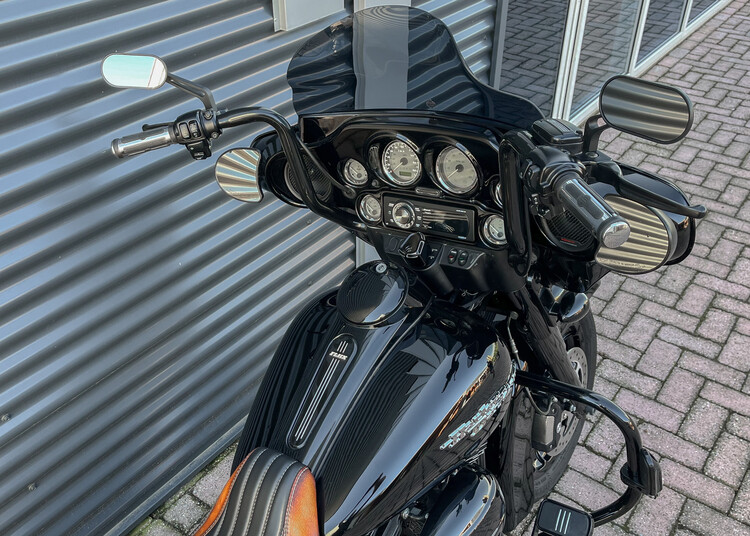 *Street Glide FLHX 2009