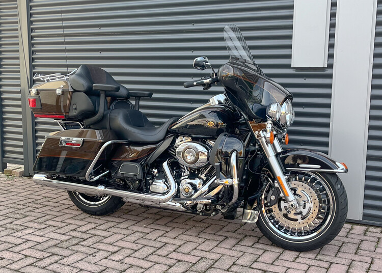 *Electra Glide Ultra Classic 2013 FLHTCU