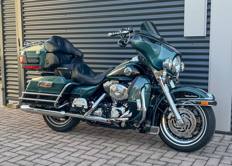 *Electra Glide Ultra Classic FLHTCUI 2002