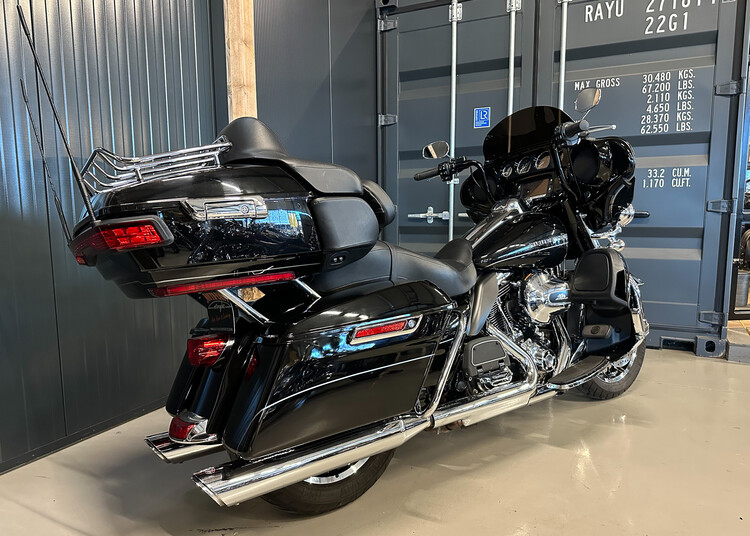 FLHTCU Electra glide ultra classic limited 2016