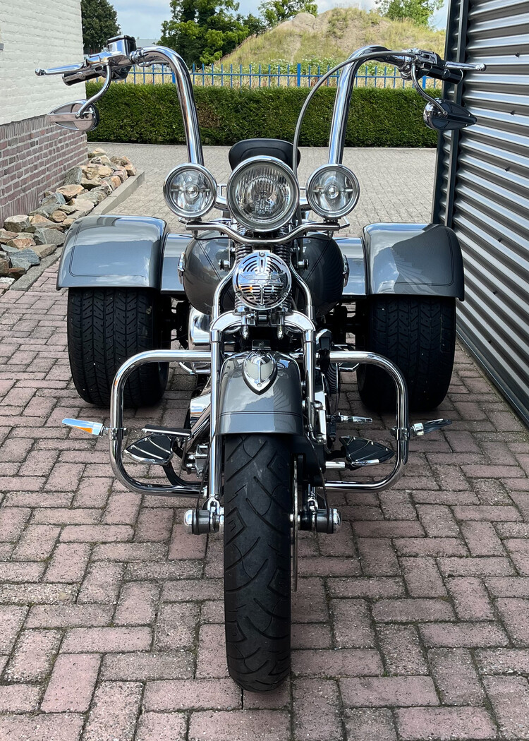 *Heritage softail springer trike