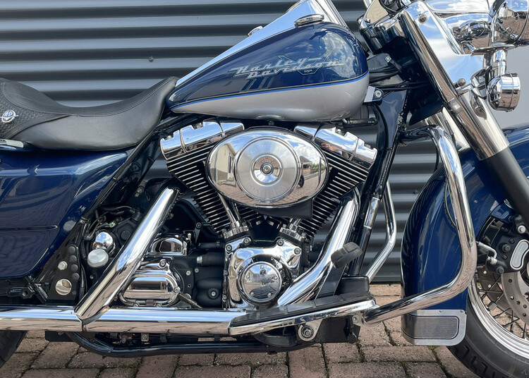 Road King Classic FLHRCI 2000