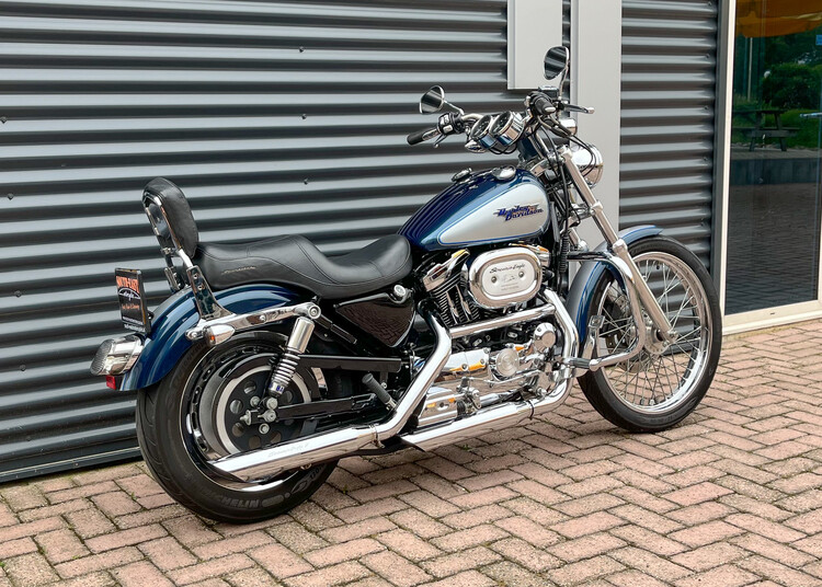 Sportster XL1200C Custom 2001