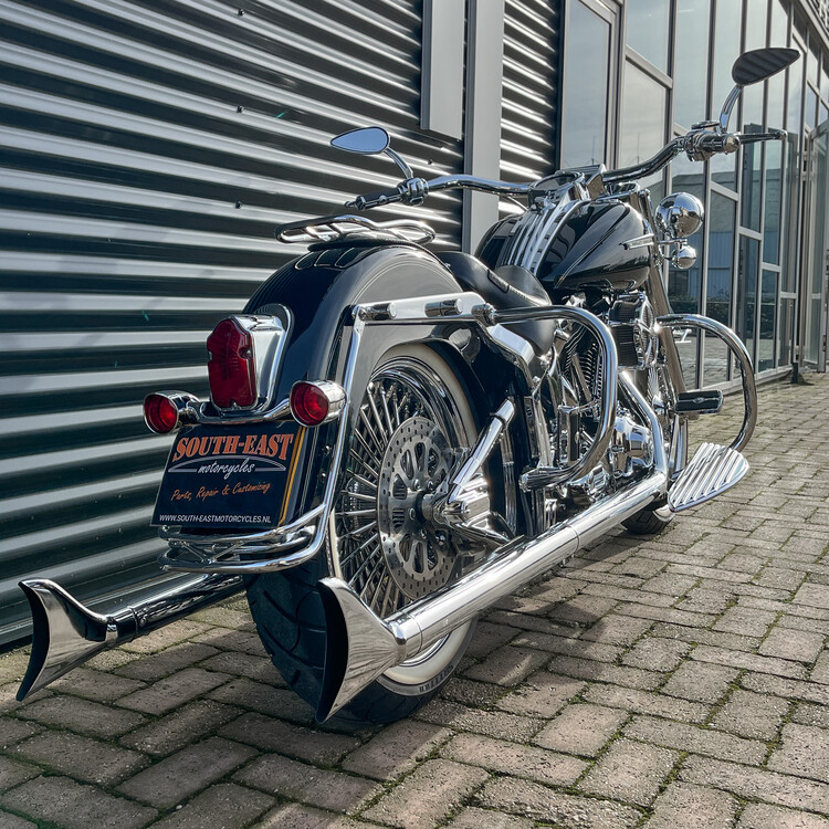 *Softail Deluxe Mexican style 2005 flstn