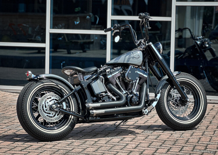 Custom Nardo Bobber Softail