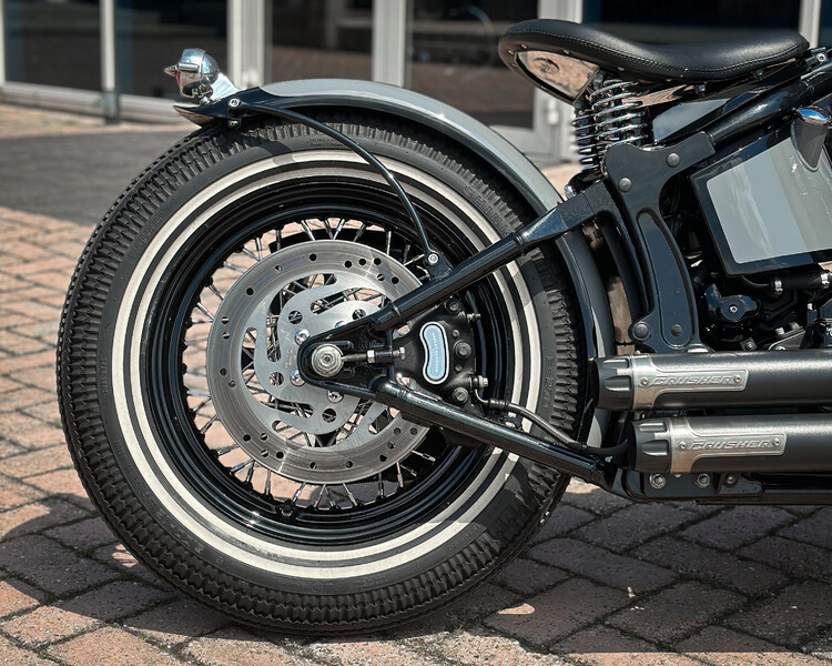 Custom Nardo Bobber Softail