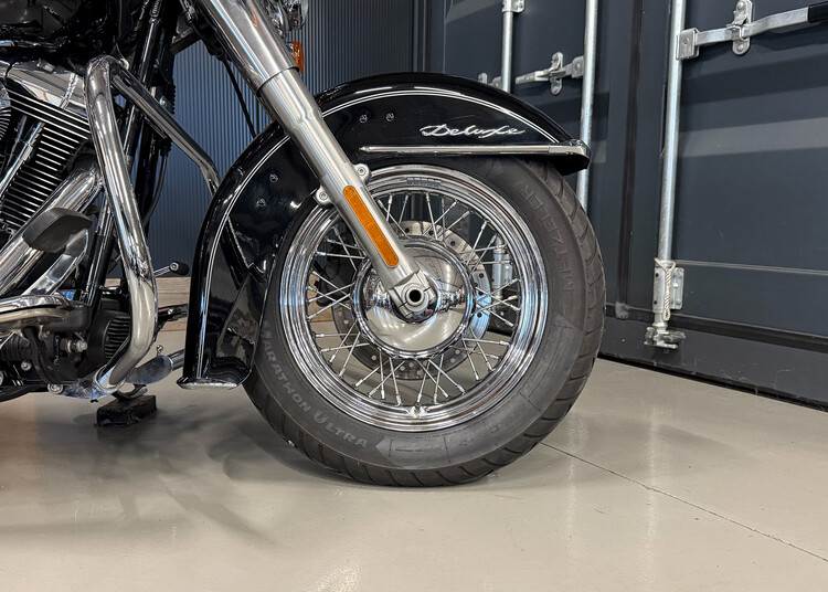 Heritage Softail Deluxe FLSTN 2011